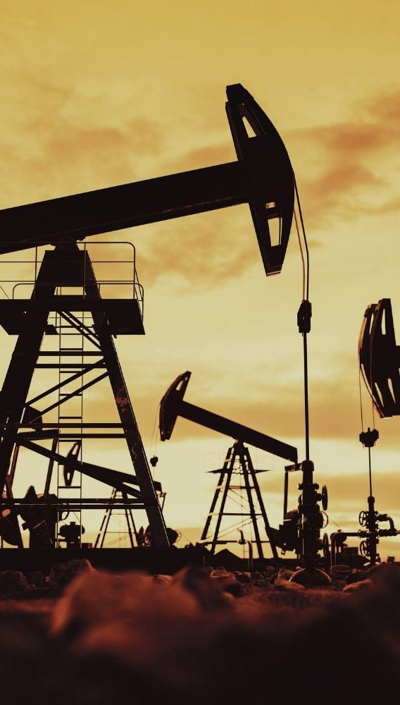 Petrol, ABD-İran barış umutlarının zayıflamasıyla yükseldi