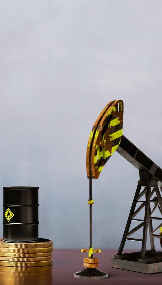 Petrol, İran-Umman görüşmeleriyle 2 dolar geriledi