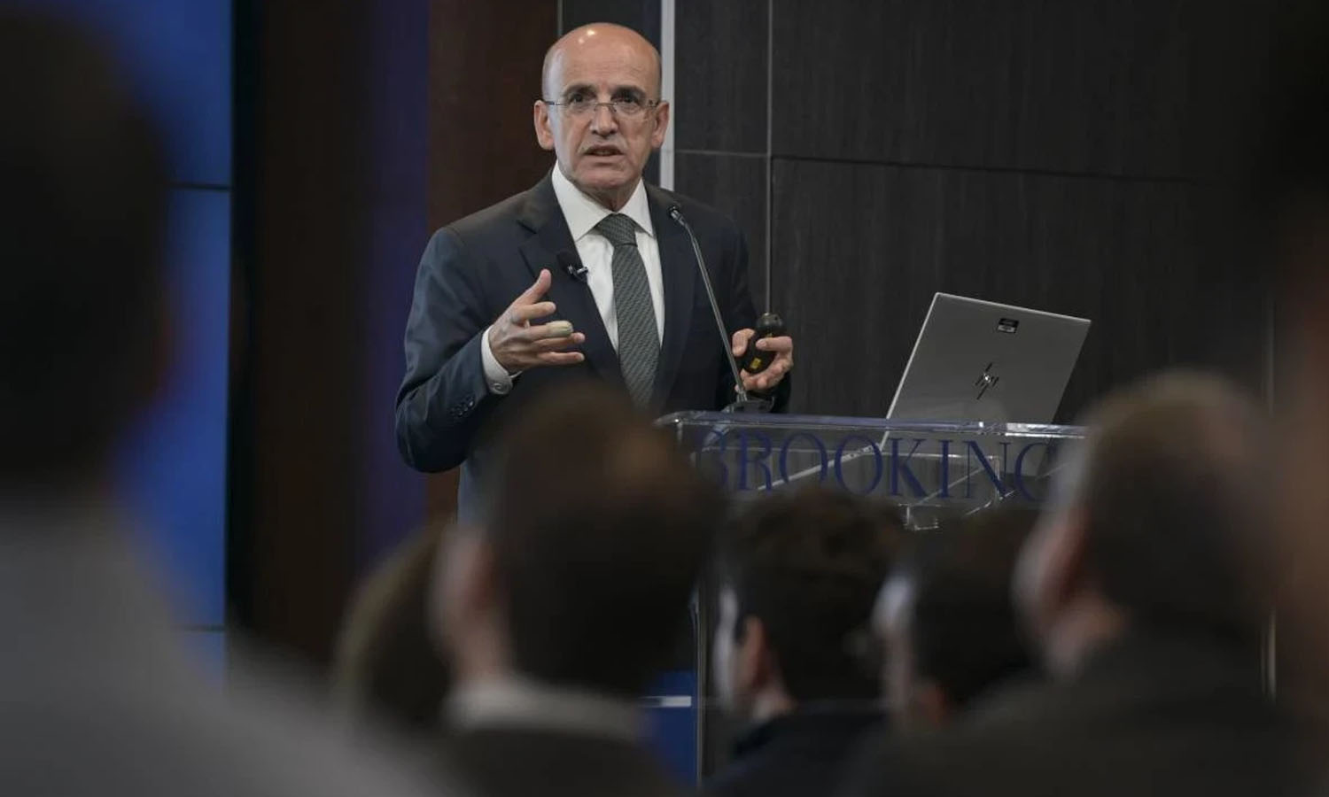 Şimşek: Harcama disipliniyle dezenflasyonu destekleyeceğiz