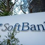 SoftBank’ın kârı geriledi, Intel yatırımı sonuçları destekledi
