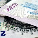 Sterlin kritik ekonomik veriler öncesinde yükseldi