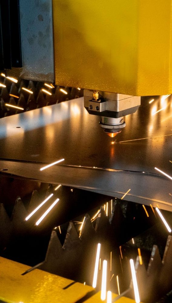 Almanya imalat PMI 53,8'e gerilerken büyüme sürdü