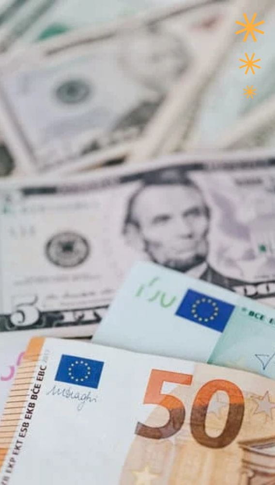 Dolar Eylül'de Euro'yu ezdi: Kur 16 ayın zirvesine yakın