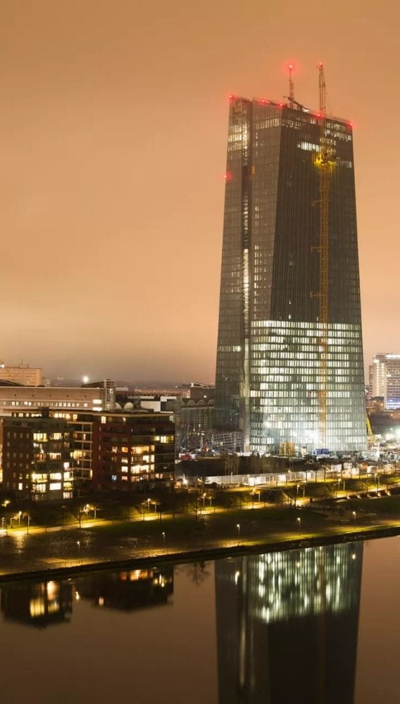 ECB'den faiz artışına enerji gerekçesi