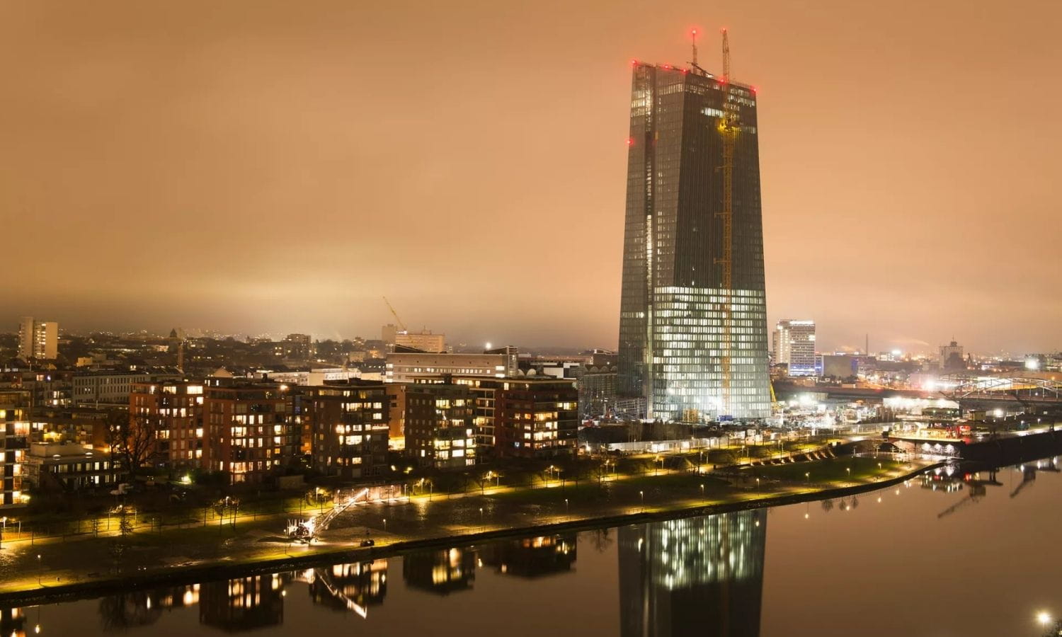 ECB'den faiz artışına enerji gerekçesi