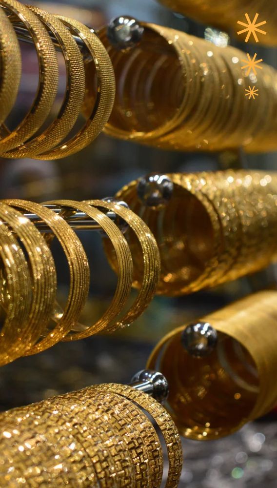 Altın Fed tutanaklarını bekliyor: Dolar güçlenince geriledi