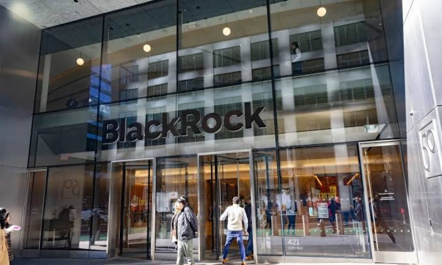 BlackRock ABD hisselerinde temkinli: Kısa vadeli tahvillerde iyimser