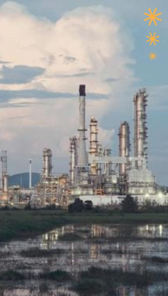 Petrol haftalık yükselişe ilerliyor: Hürmüz Boğazı endişesi sürüyor